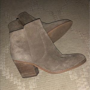 Treasure & Bond booties